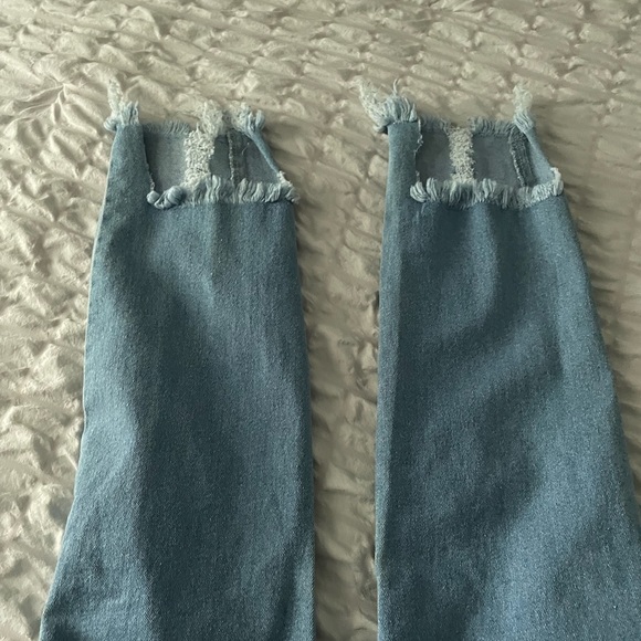 SHEIN jeans - Picture 3 of 6